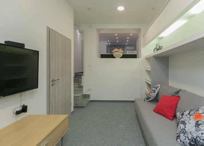 Peninsula זאדאר